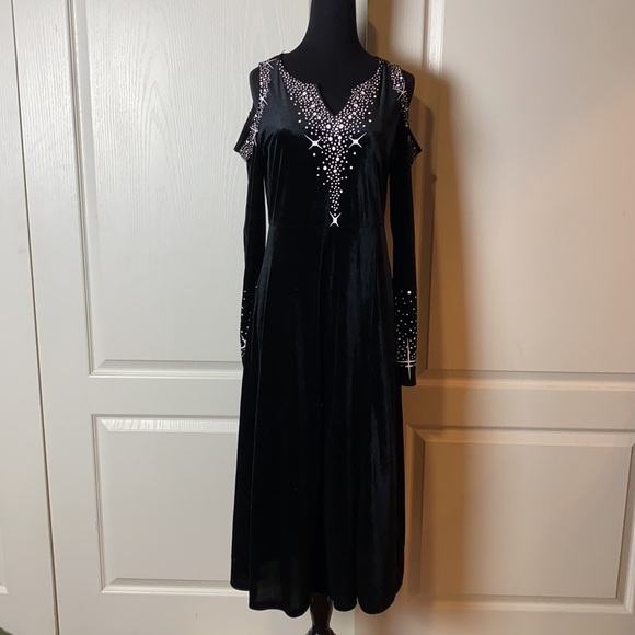 BLACK VELVET OPEN COLD SHOULDER SPARKLE DRESS WITCH COSTUME - Picture 1 of 6